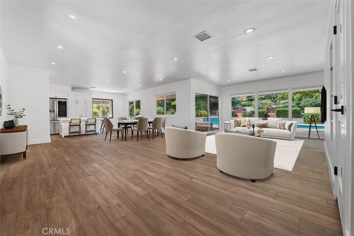 Property Photo:  3813 Eddingham  CA 91302 