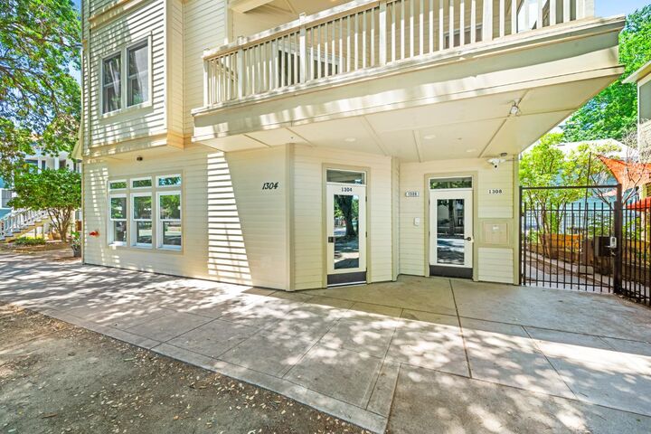 Property Photo:  1306 19th Street  CA 95811 