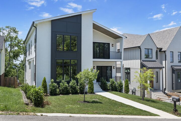 Property Photo:  341 Chamberlin St  TN 37209 