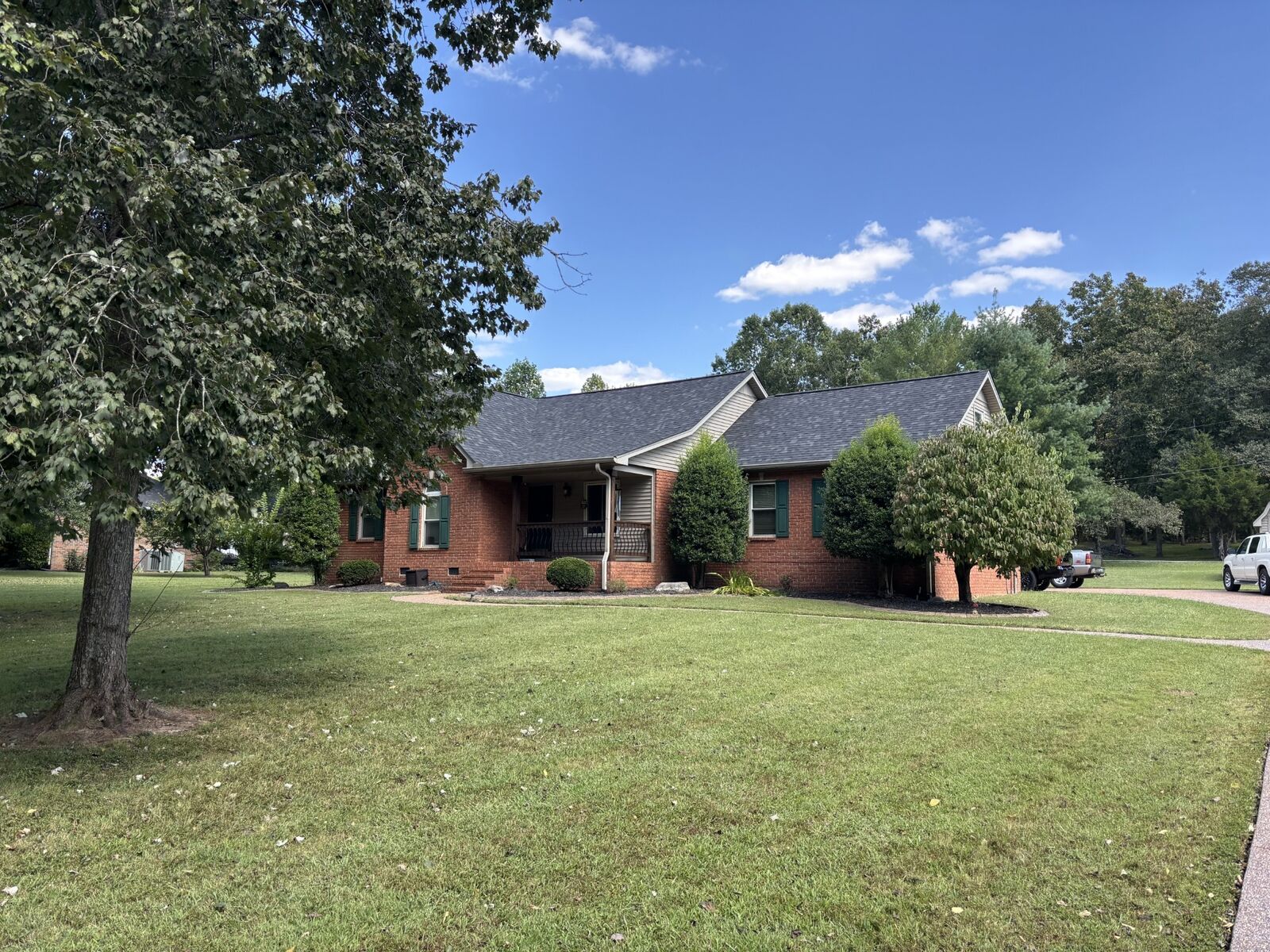 Property Photo: 706 Silver Springs Dr TN 37122
