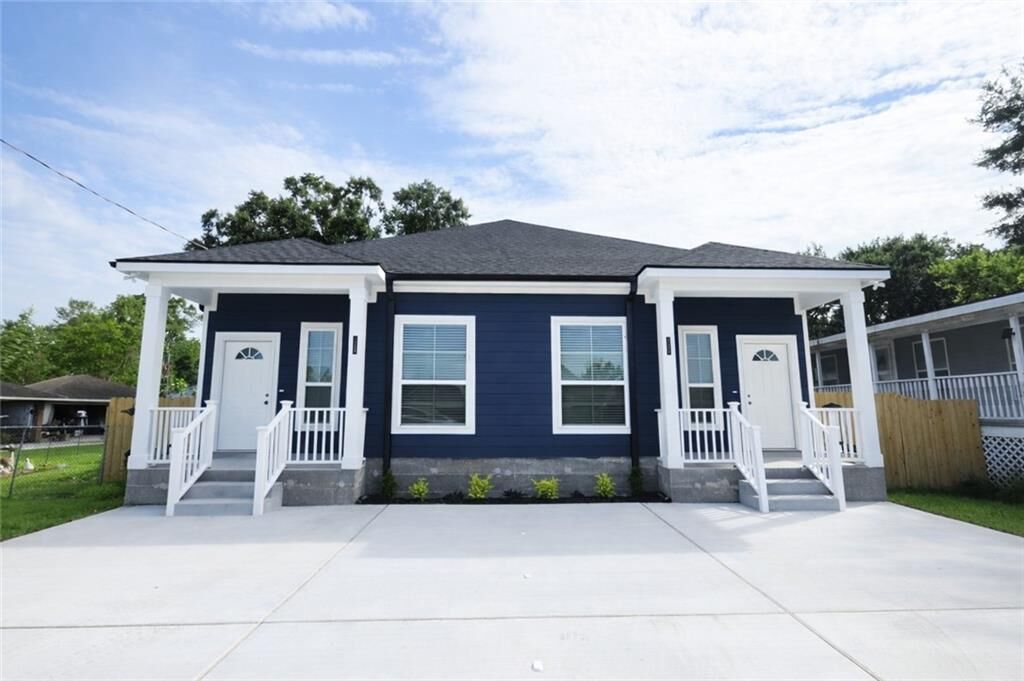 Property Photo:  112 Concord Street A  LA 70037 