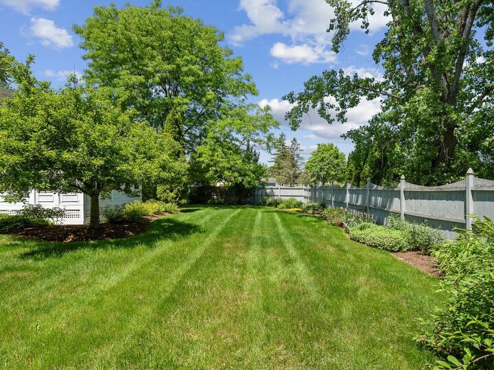 Property Photo:  4 Oak Creek Drive  VT 05403 