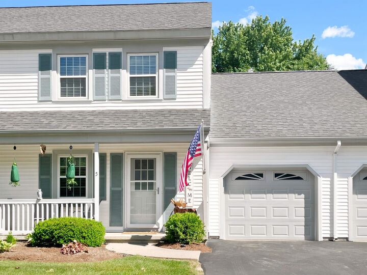 Property Photo: 5 Wolff Drive VT 05452