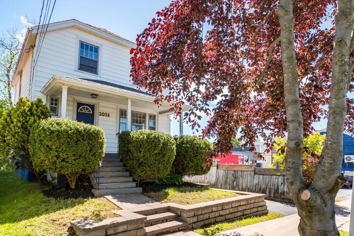 2031 Beech Street — photo 1