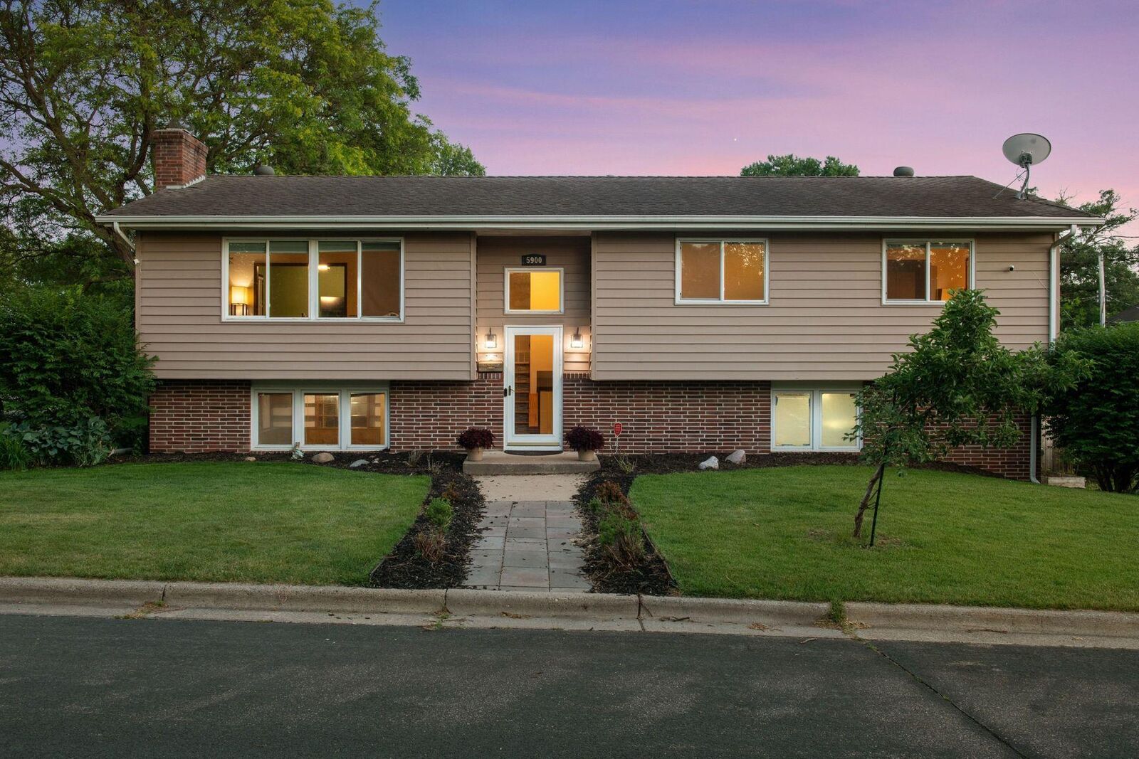 Property Photo: 5900 Saint Johns Avenue MN 55424