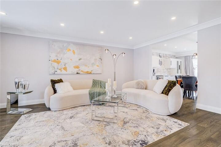 Property Photo: 1320 Monmouth Drive ON L7P 3J6