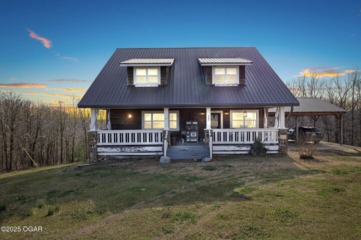 Property Photo:  662 Pendergraft Road  MO 64854 