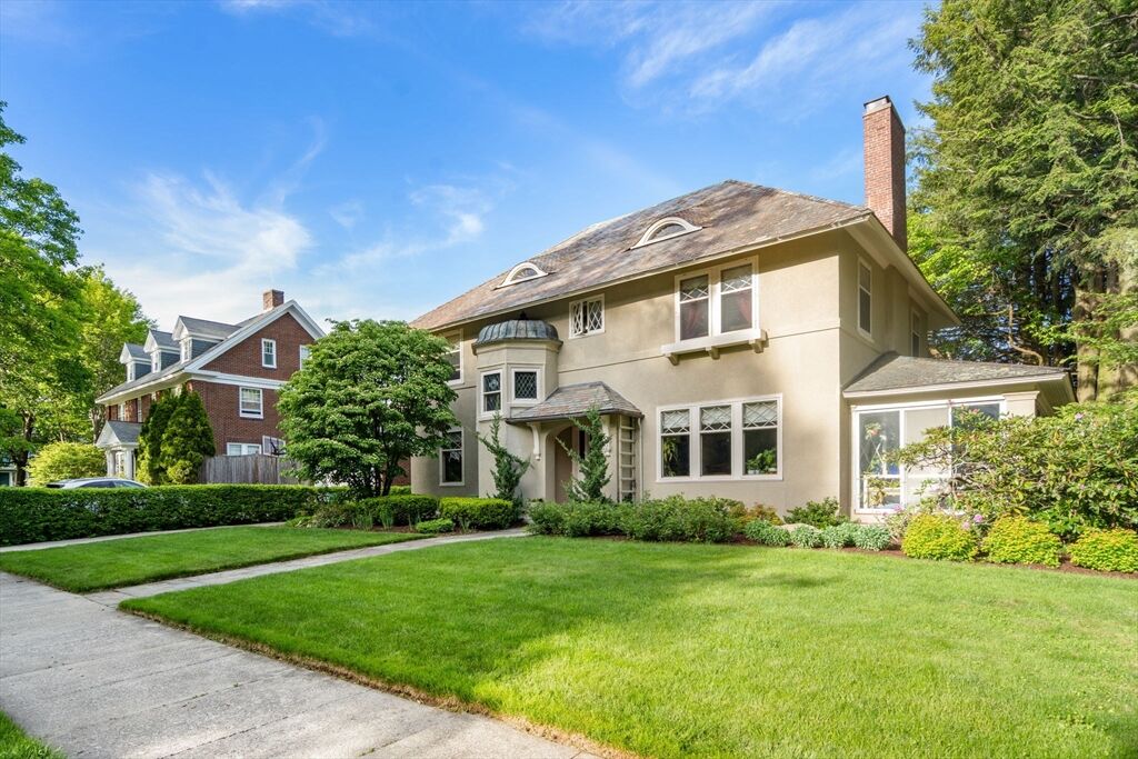 Property Photo: 22 Whitman Rd MA 01609
