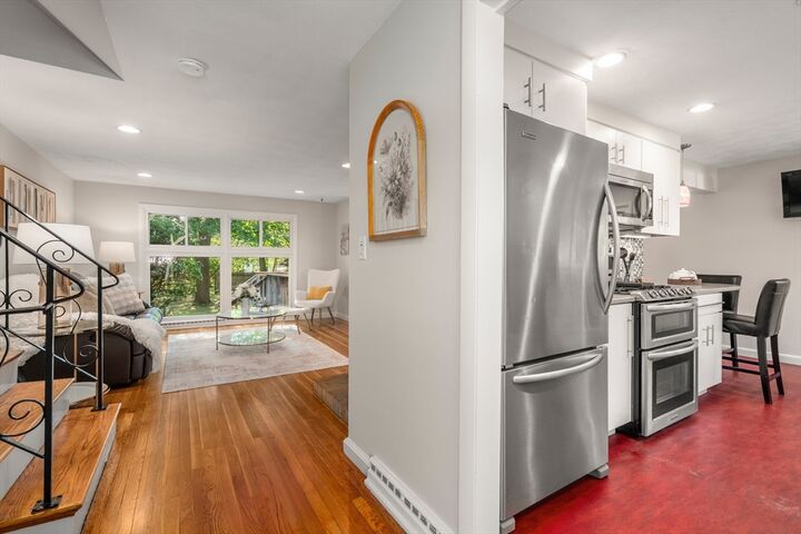 Property Photo:  6 Royce Road  MA 01701 