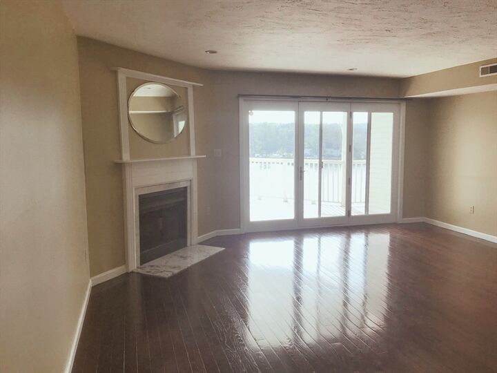 Property Photo:  190 S.quinsigamond Ave U205  MA 01545 