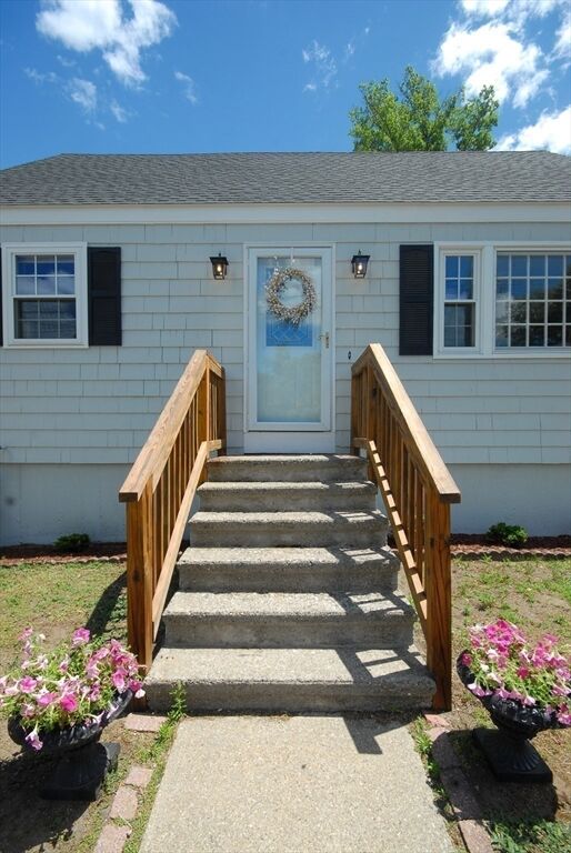 Property Photo:  12 Edgewood Rd  MA 01821 