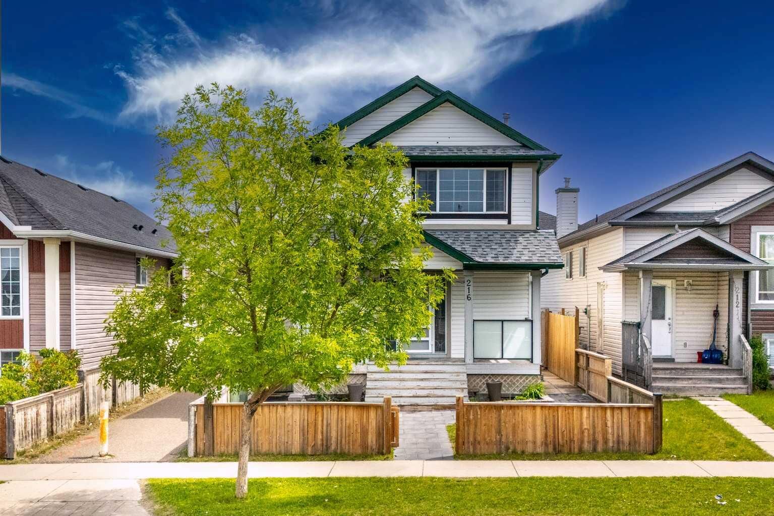 Property Photo:  216 Taracove Road NE  AB T3J 5A2 