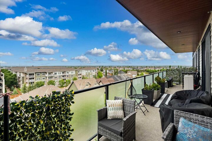 Property Photo: 2231 Mahogany Boulevard SE 603 AB T3M 2Z3