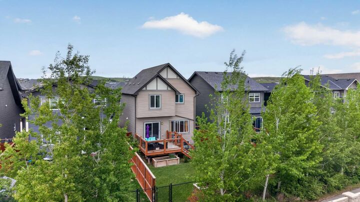 Property Photo: 51 Buckskin Way AB T4C 2P1