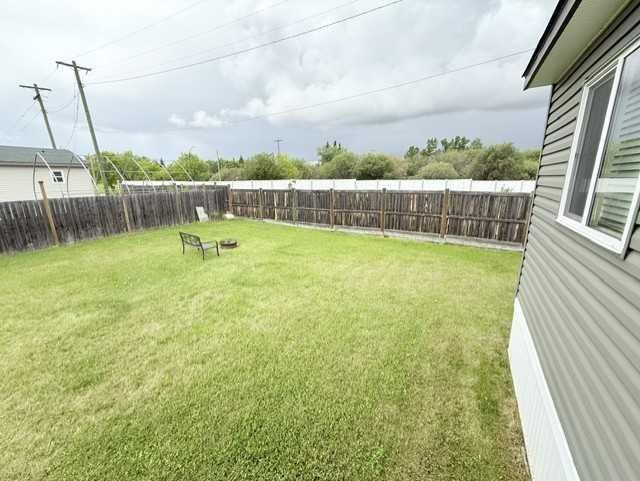 Property Photo: 4920 52 Avenue AB T0H 0E0