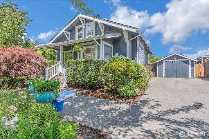 Property Photo:  422  Wilson Street SE  WA 98501 