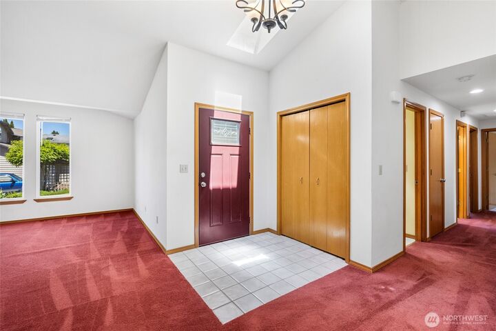 Property Photo: 427 S 32nd Place WA 98274