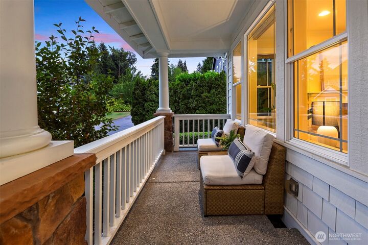 Property Photo: 13420 NE 83rd Street WA 98052
