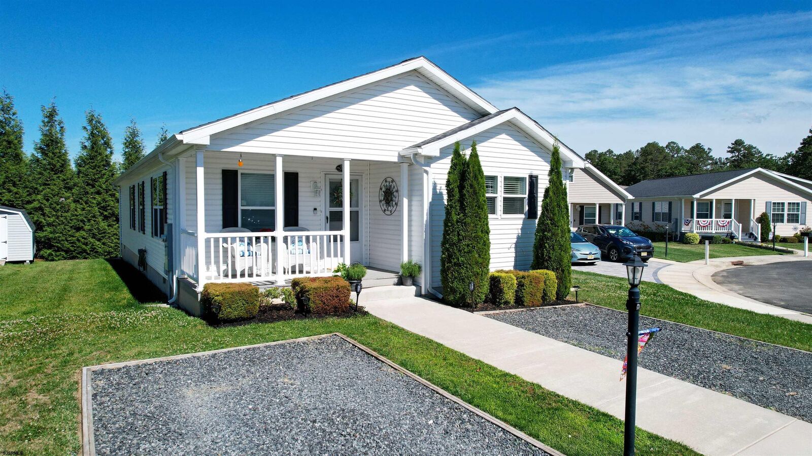 Property Photo:  5 Redwood Ct  NJ 08330 