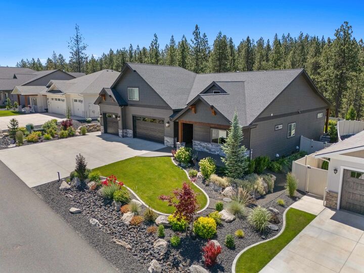 Property Photo: 14308 E 39th Ln WA 99037