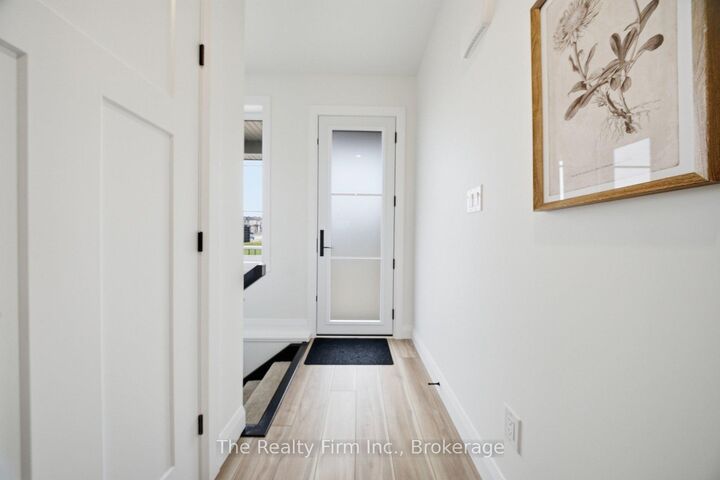 Property Photo: 483 Gillespie Street ON N4S 7V6