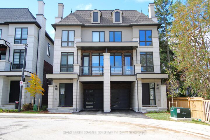 Property Photo: 40 Chiara Rose Lane ON L4E 1H4