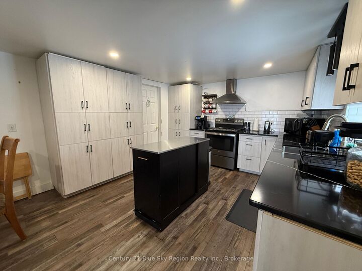 Property Photo: 165 Nipissing Street ON P2B 1K2