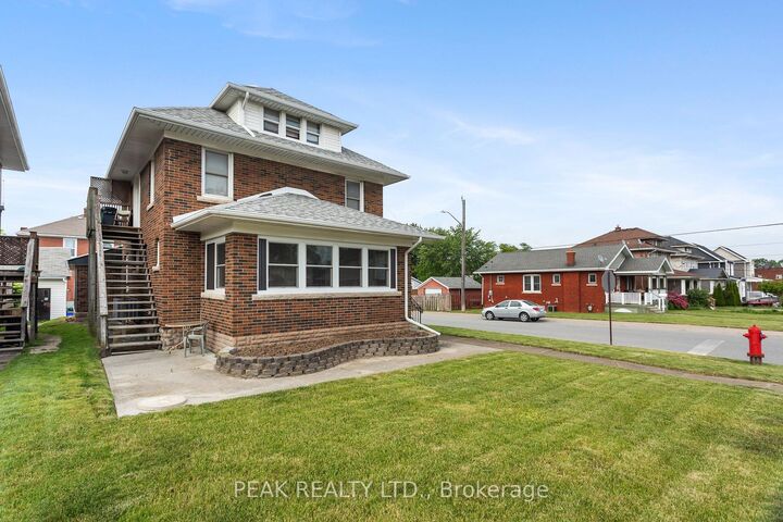 Property Photo: 5155 Bridge Street ON L2E 2T2