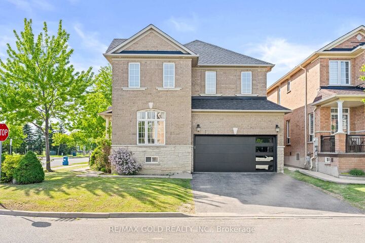 261 Mountainash Road — photo 1