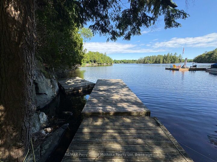 Property Photo:  85 Sunnyshore Park Drive  ON P2A 0B5 