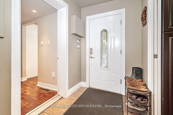 Property Photo: 104 Kennedy Road ON L7C 2A7
