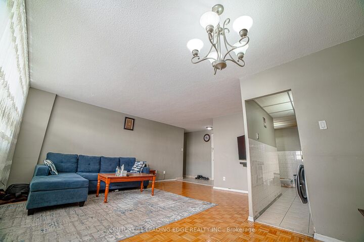 Property Photo:  80 Grandravine Drive 402  ON M3J 1B2 