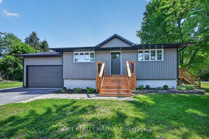 Property Photo: 3297 Wayne Street ON K0A 2W0