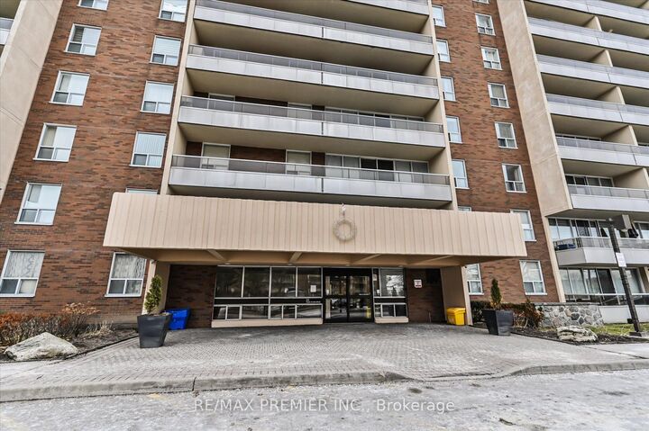 Property Photo:  25 Four Winds Drive 604  ON M3J 1K8 