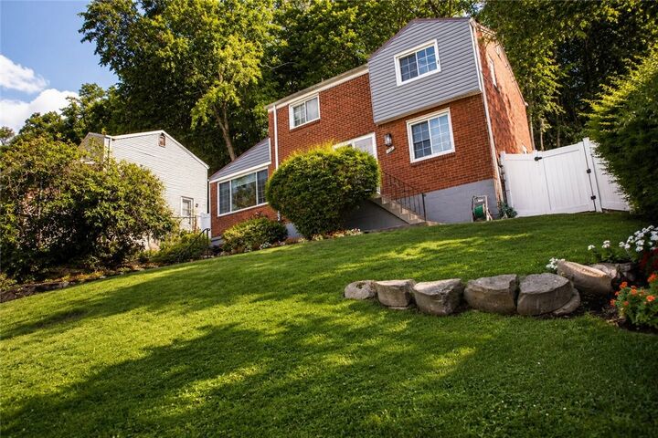 Property Photo:  143 Peter Dr  PA 15235 