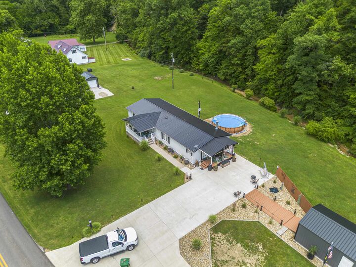 Property Photo:  17106 State Route 854  KY 41168 
