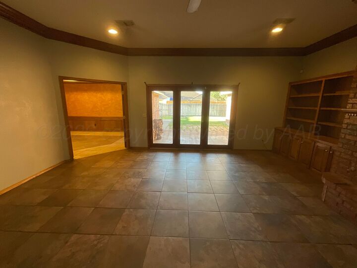 Property Photo:  7812 Legend Avenue  TX 79121 