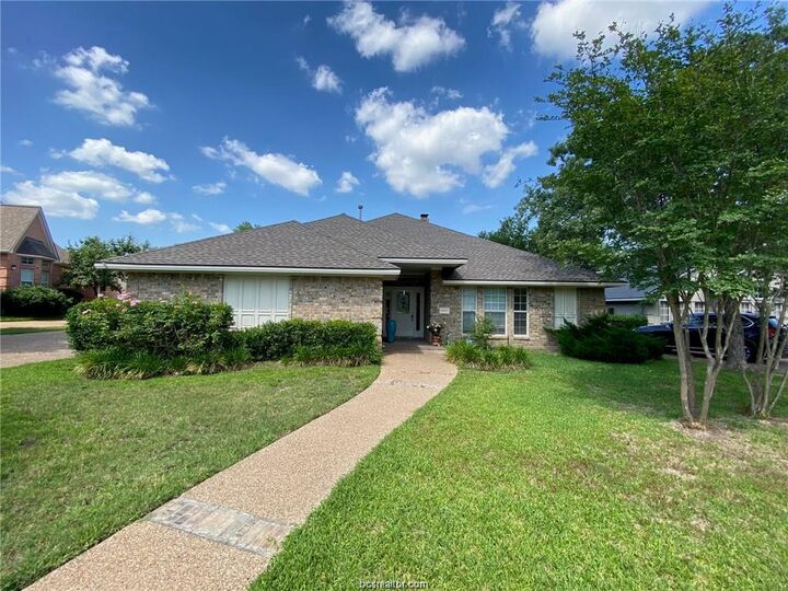 Property Photo:  4903 Bay Oaks Court  TX 77845 