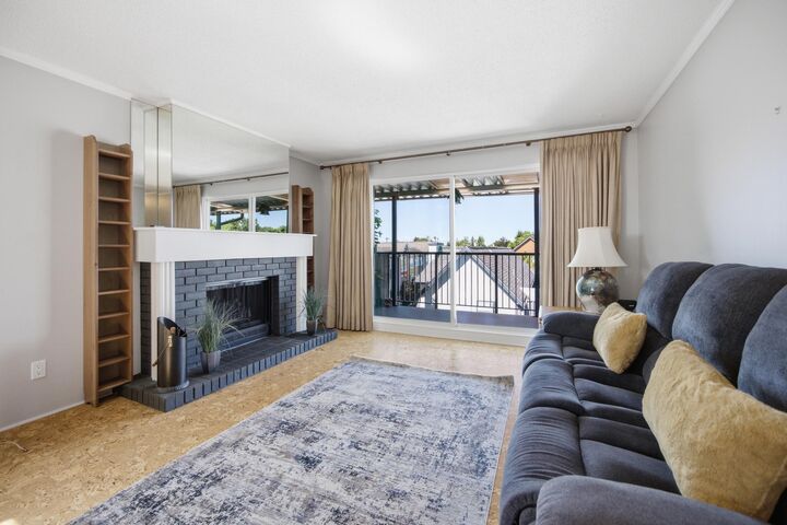 Property Photo: 4926 48 Avenue 306 BC V4K 1V3