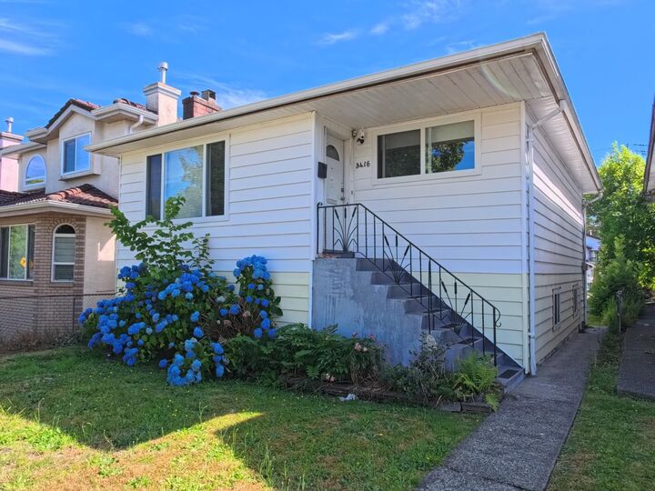 Property Photo: 3416 Monmouth Avenue BC V5R 5R9