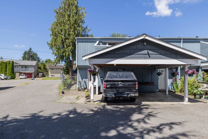 Property Photo:  3168 268 Street 1  BC V4W 3S1 