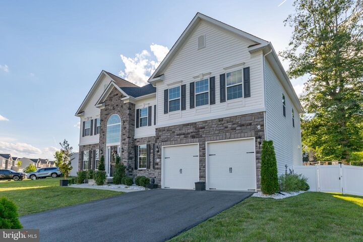 Property Photo: 121 Brafferton Boulevard VA 22554