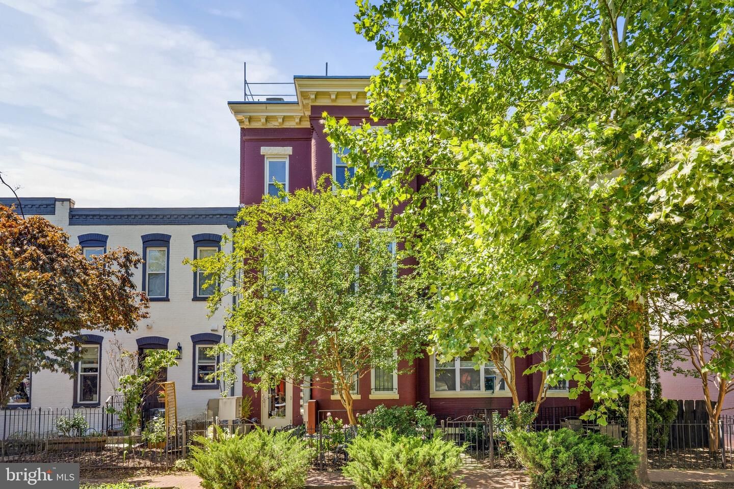 Property Photo: 304 Q Street NW 4 DC 20001