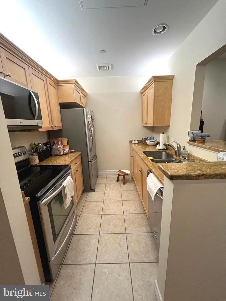Property Photo:  1600 Arch Street 1510  PA 19103 