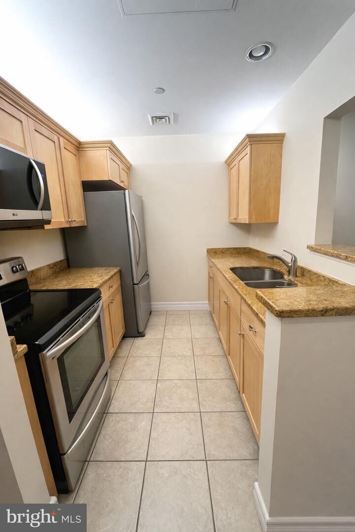 Property Photo:  1600 Arch Street 1510  PA 19103 