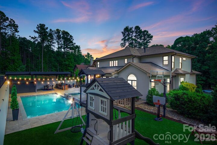 Property Photo: 342 Kenway Loop NC 28117