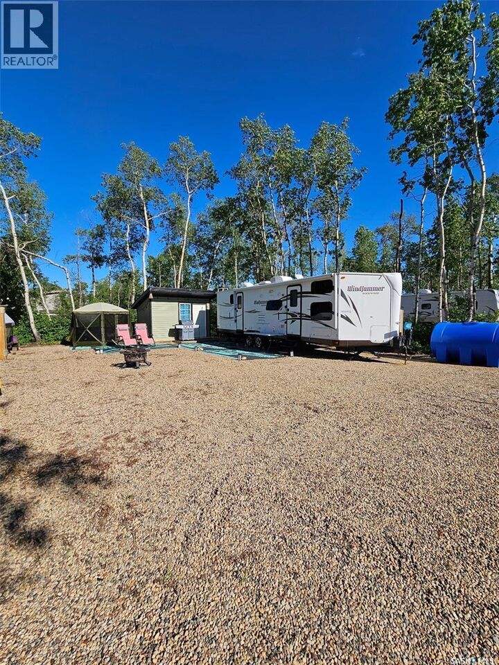 Property Photo:  402 Aspen Street  SK S0K 2J0 