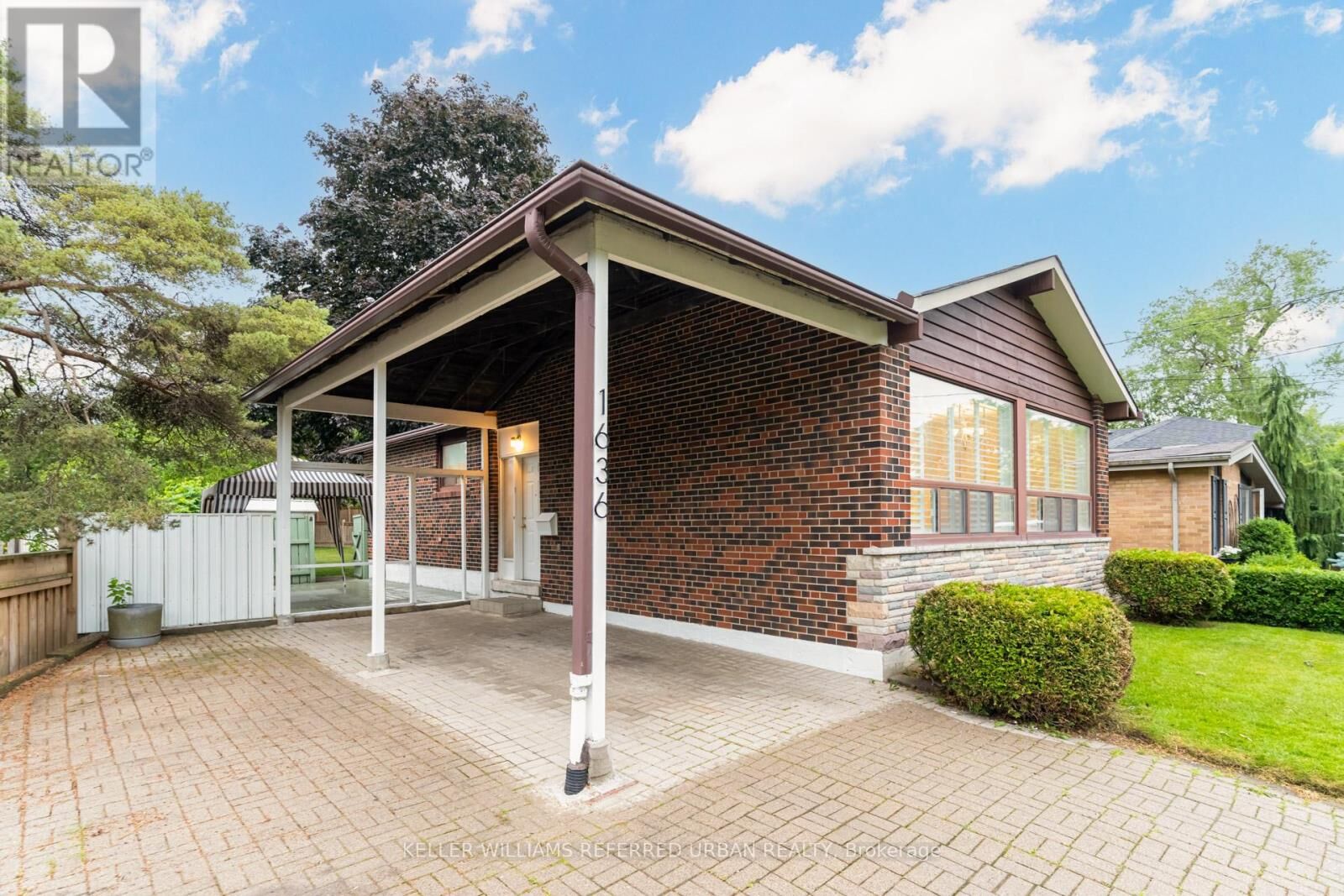 Property Photo:  1636 Robillard Road  ON L5J 3K9 
