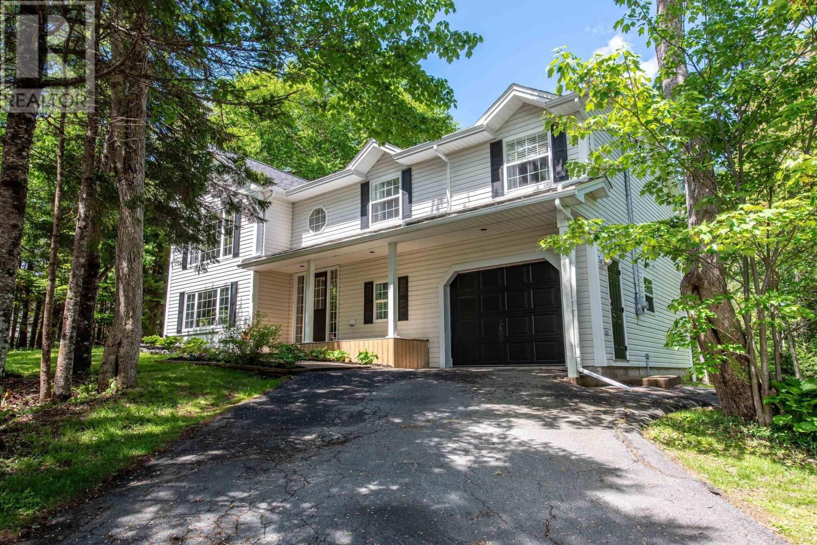 Property Photo:  90 Leeward Avenue  NS B3Z 1K1 