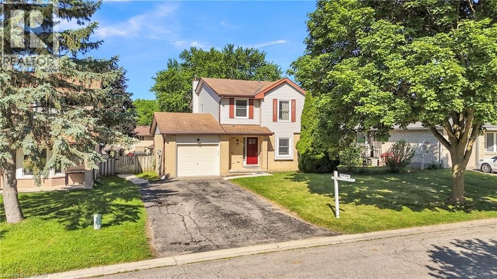 Property Photo:  127 Acorn Crescent  ON N6G 3V4 